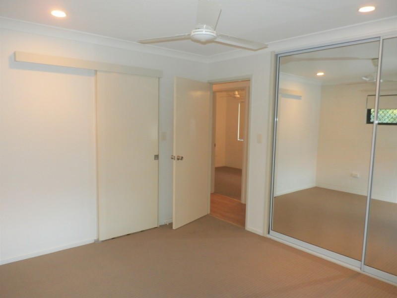 123 Queens Road, Hermit Park QLD 4812