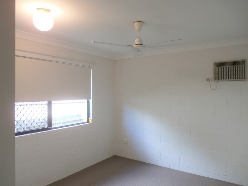 123 Queens Road, Hermit Park QLD 4812