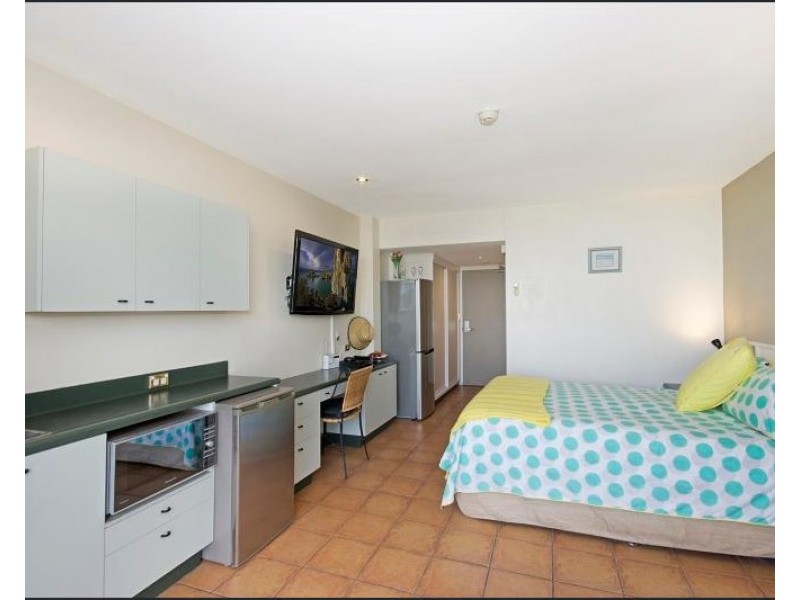 608/75 The Strand, North Ward QLD 4810