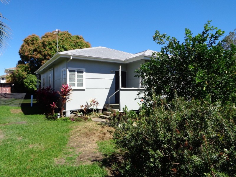 9 Fraire Street, Hermit Park QLD 4812