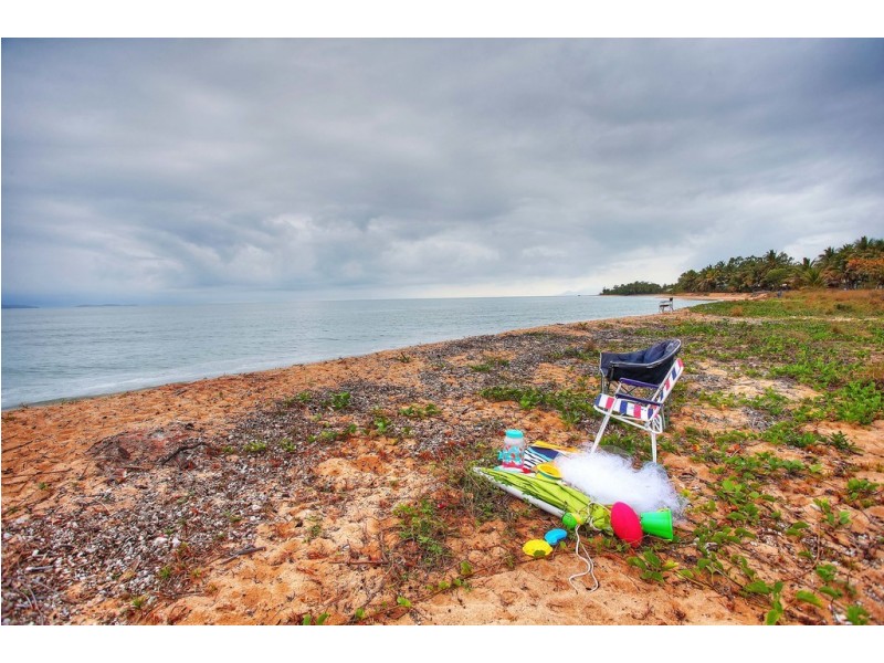 28 The Esplanade, Toolakea QLD 4818