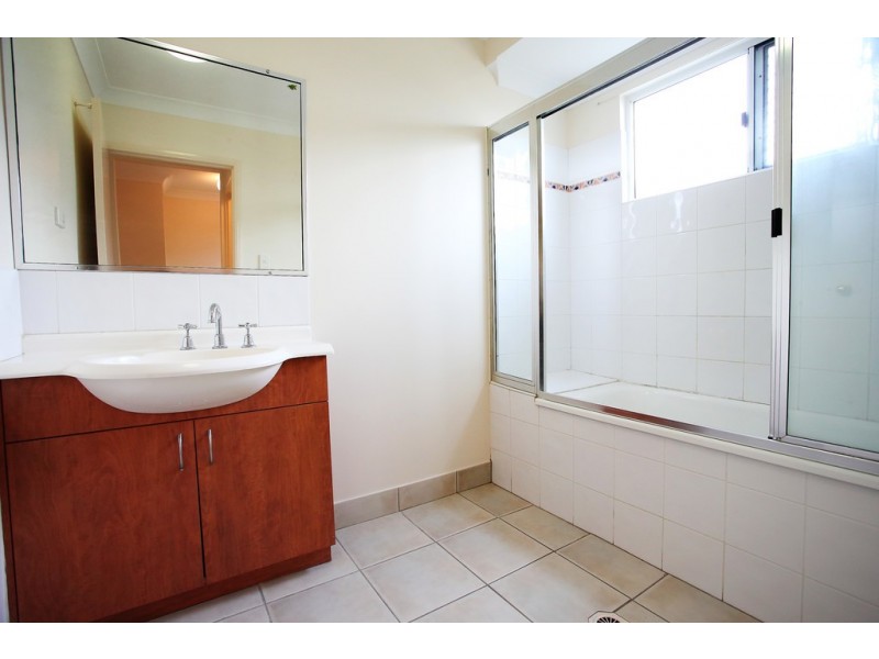 21 Daytona Drive, Kirwan QLD 4817