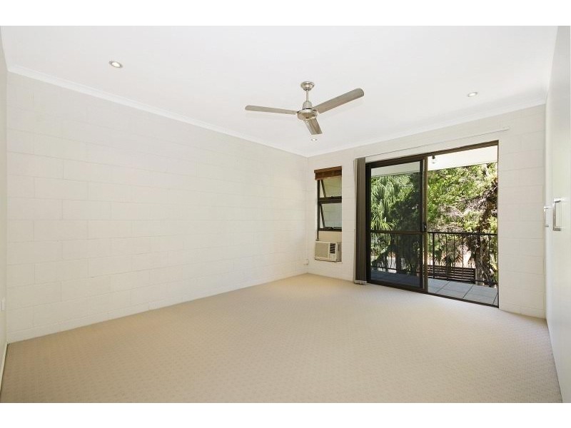 2/47 Warburton Street, North Ward QLD 4810