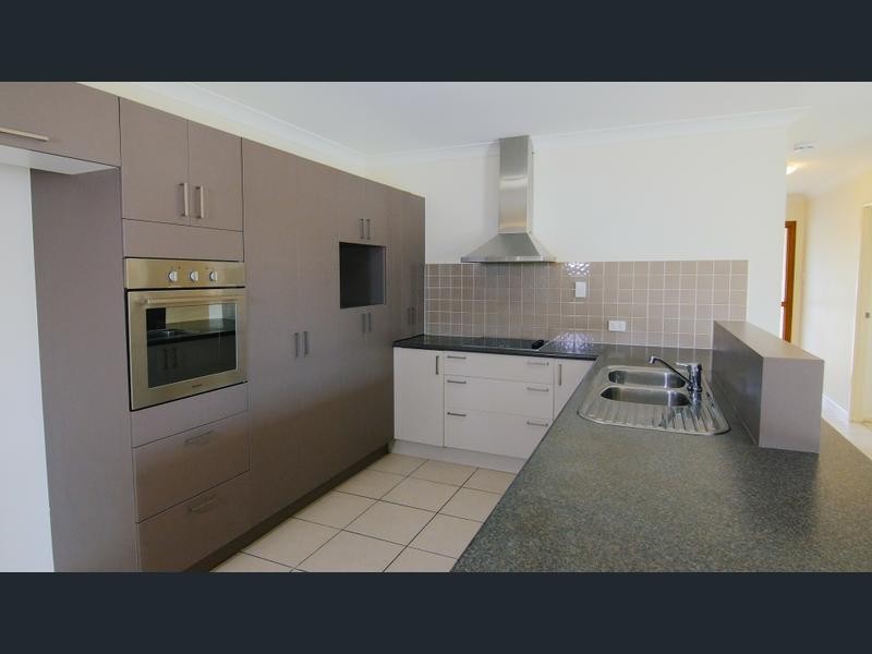 41 Brenton Circuit, Deeragun QLD 4818