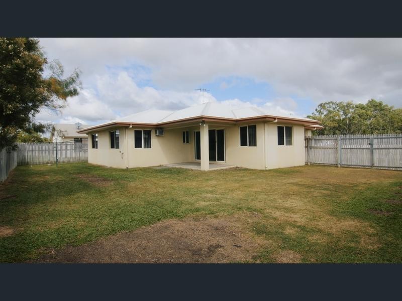 41 Brenton Circuit, Deeragun QLD 4818