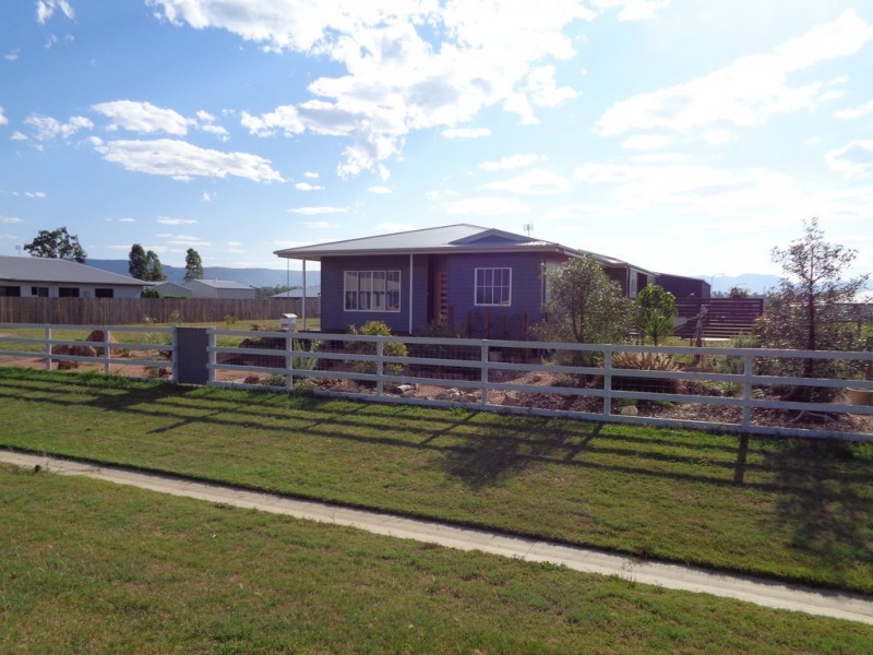 14 Diamond Drive “Mount Margaret”, Alice River QLD 4817