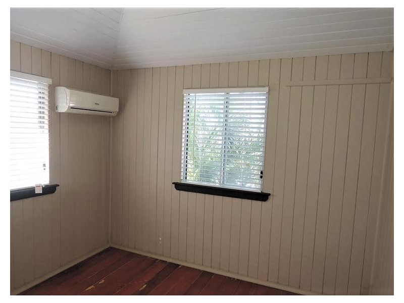 14 Carmody Street, Hermit Park QLD 4812