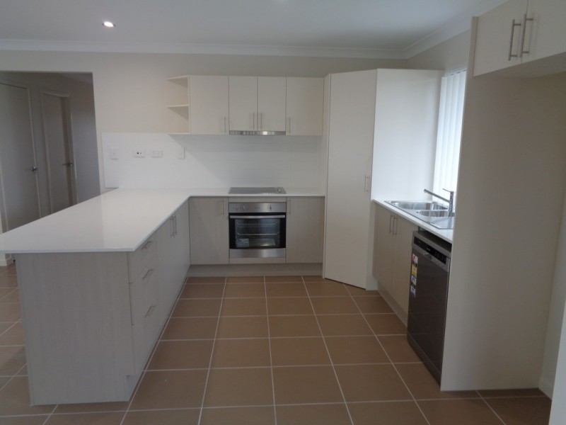 29 Limestone Crescent, Condon QLD 4815