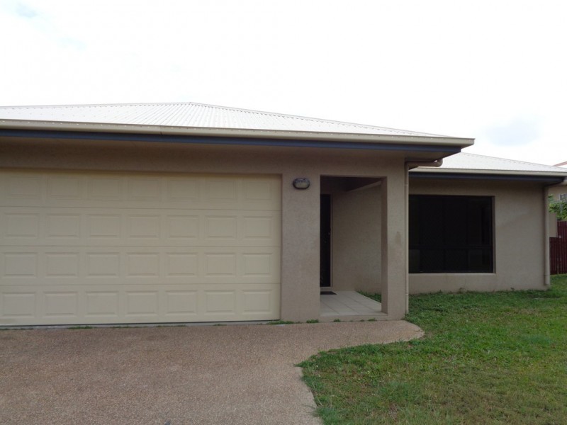 53 Crestbrook Drive, Mount Louisa QLD 4814