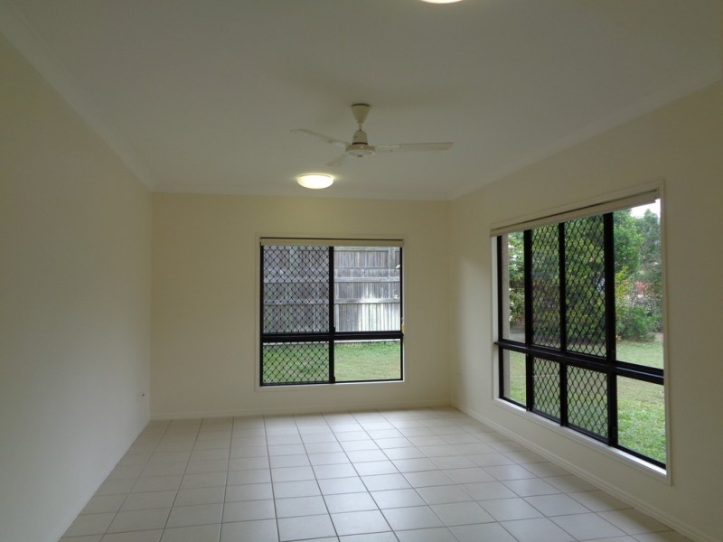 53 Crestbrook Drive, Mount Louisa QLD 4814