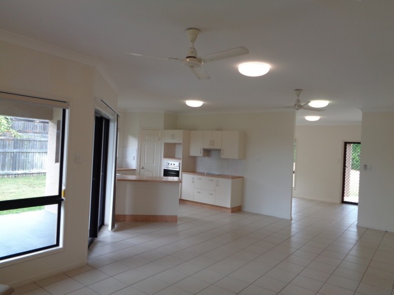 53 Crestbrook Drive, Mount Louisa QLD 4814