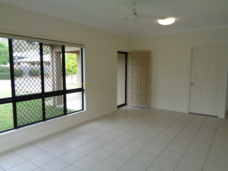 53 Crestbrook Drive, Mount Louisa QLD 4814