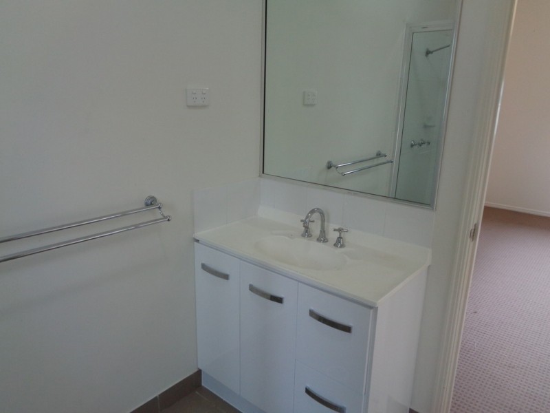 53 Crestbrook Drive, Mount Louisa QLD 4814