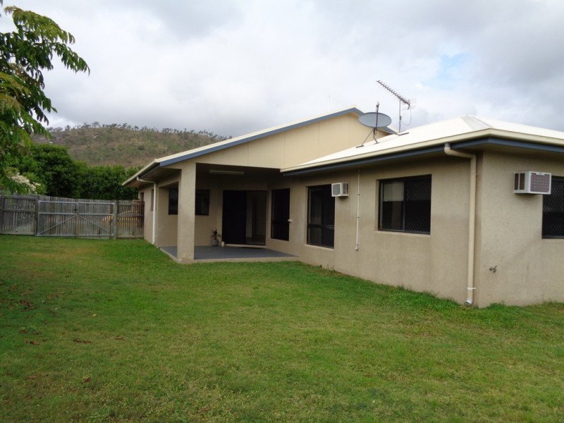 53 Crestbrook Drive, Mount Louisa QLD 4814