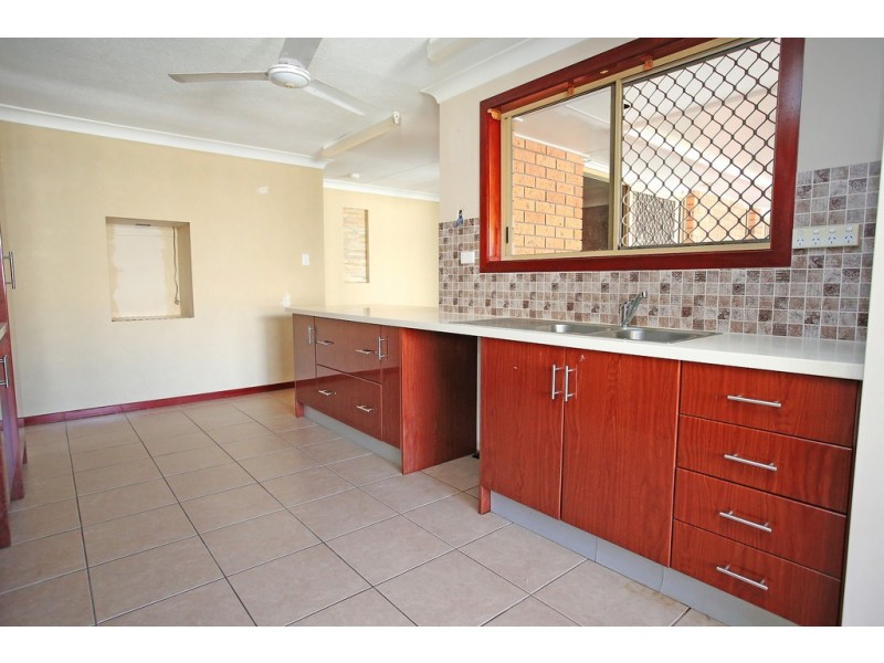 10 Lisbon Court, Kirwan QLD 4817