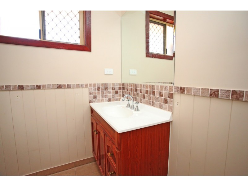 10 Lisbon Court, Kirwan QLD 4817