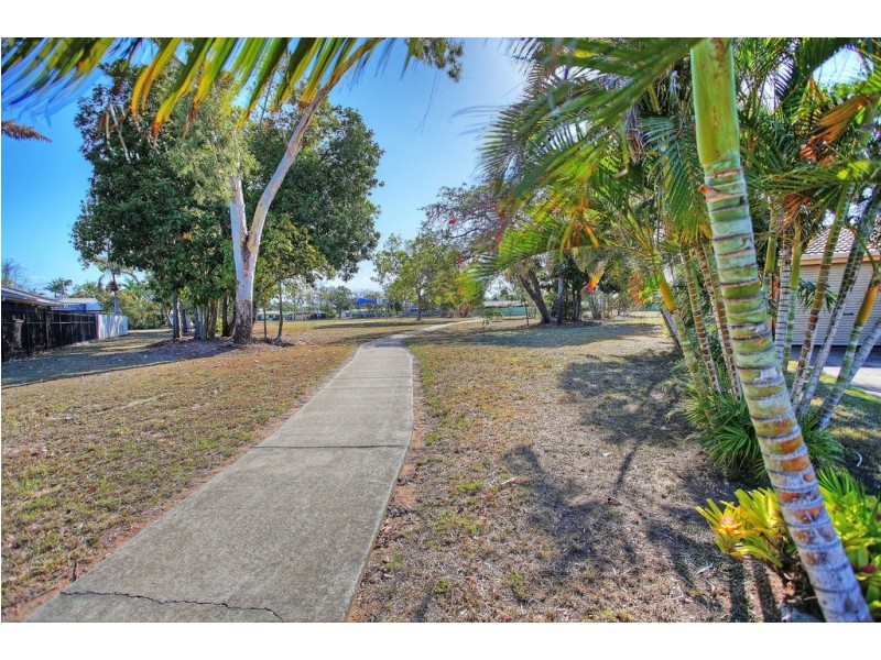 10 Lisbon Court, Kirwan QLD 4817