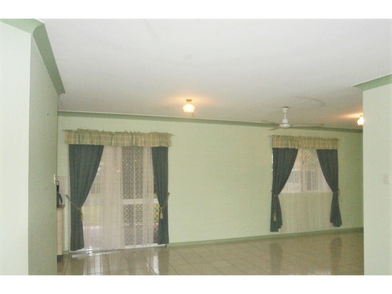 15 Sapphire Court, Deeragun QLD 4818