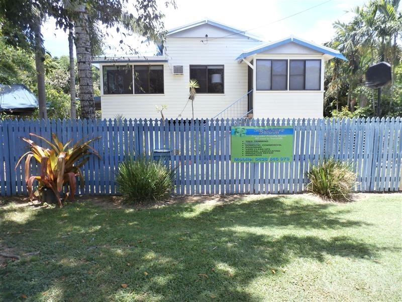 19 Whyte Street, Hermit Park QLD 4812