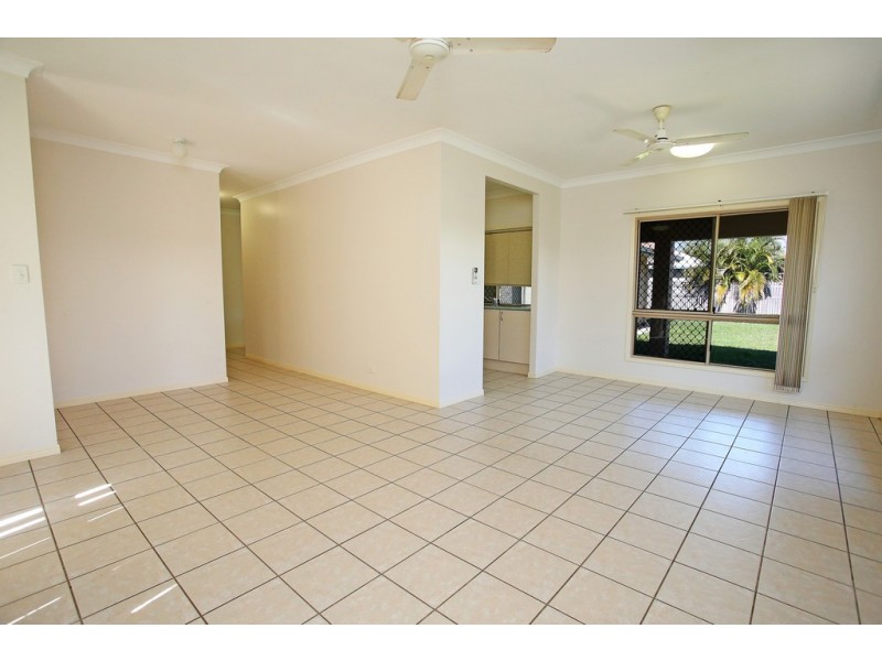 17 Lakeshore Circuit, Idalia QLD 4811