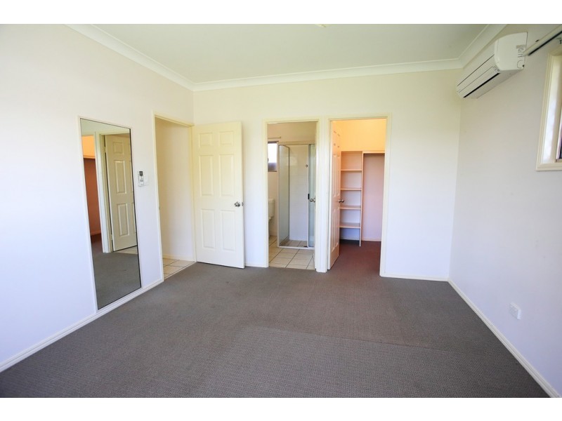 17 Lakeshore Circuit, Idalia QLD 4811