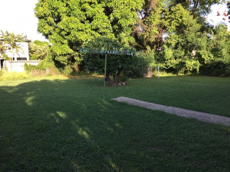 14 China Street, Mundingburra QLD 4812