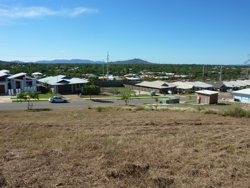 64 Klewarra Boulevard, Douglas QLD 4814