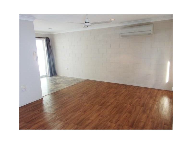 8 Carlo Court, Kelso QLD 4815