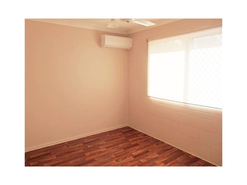 8 Carlo Court, Kelso QLD 4815