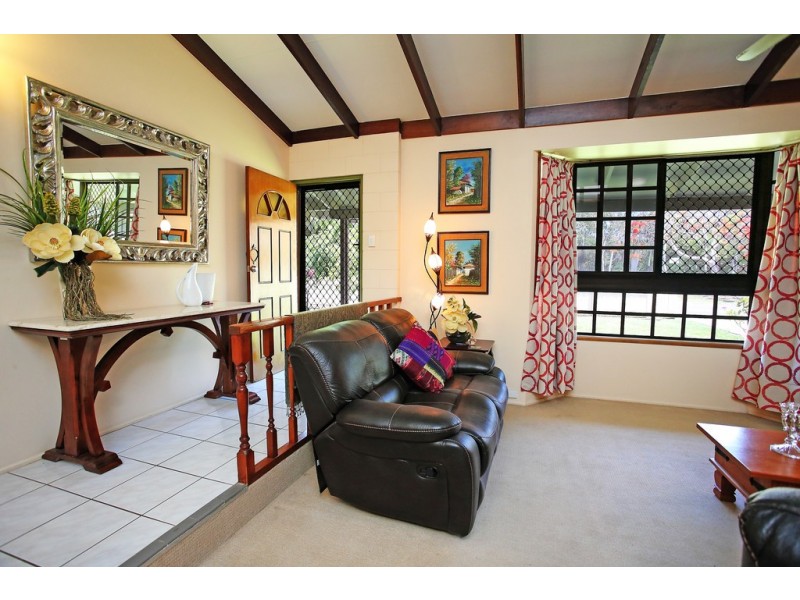 17 Chauncy Crescent, Douglas QLD 4814