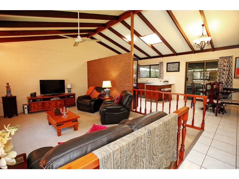 17 Chauncy Crescent, Douglas QLD 4814