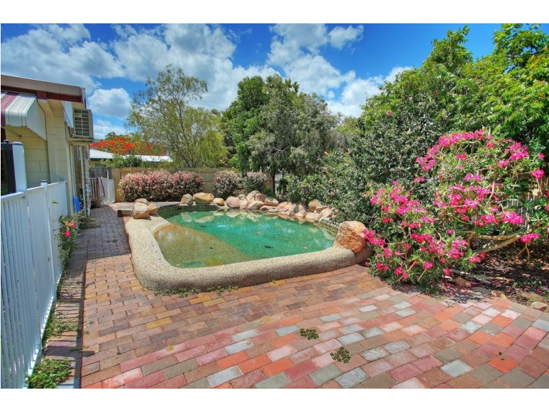 17 Chauncy Crescent, Douglas QLD 4814