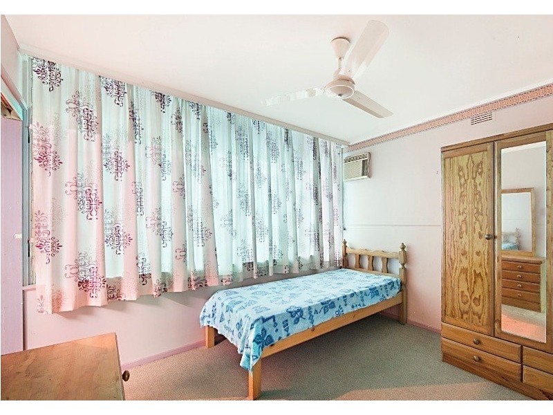 2/15 Lindeman Avenue, Cranbrook QLD 4814