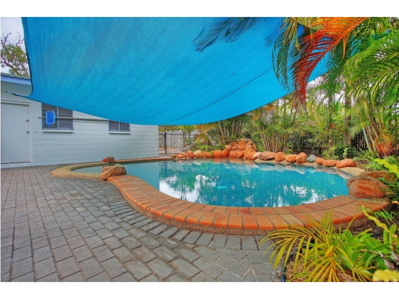 28 The Esplanade, Toolakea QLD 4818