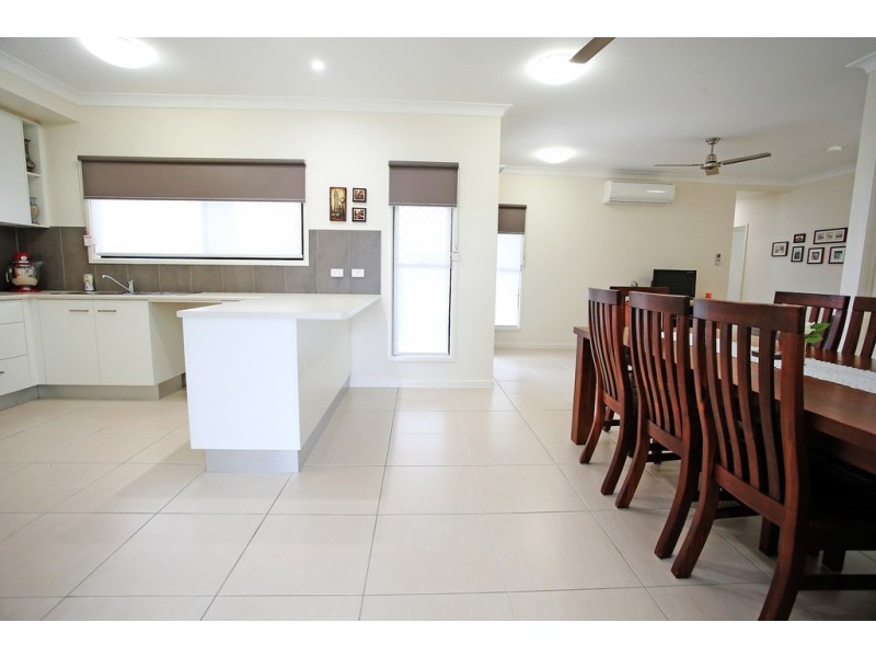 13 Yanuca Street, Burdell QLD 4818