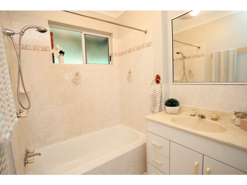 3 Santal Drive, Rasmussen QLD 4815