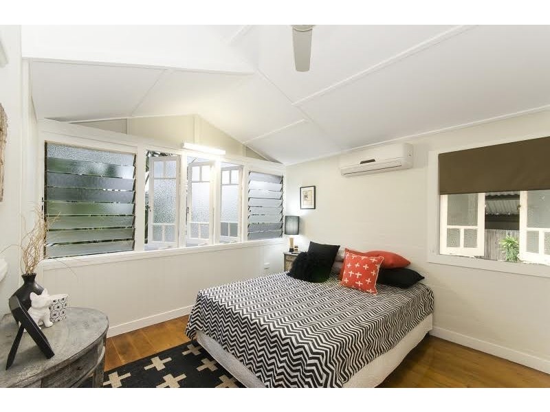 63 First Avenue, Railway Estate QLD 4810