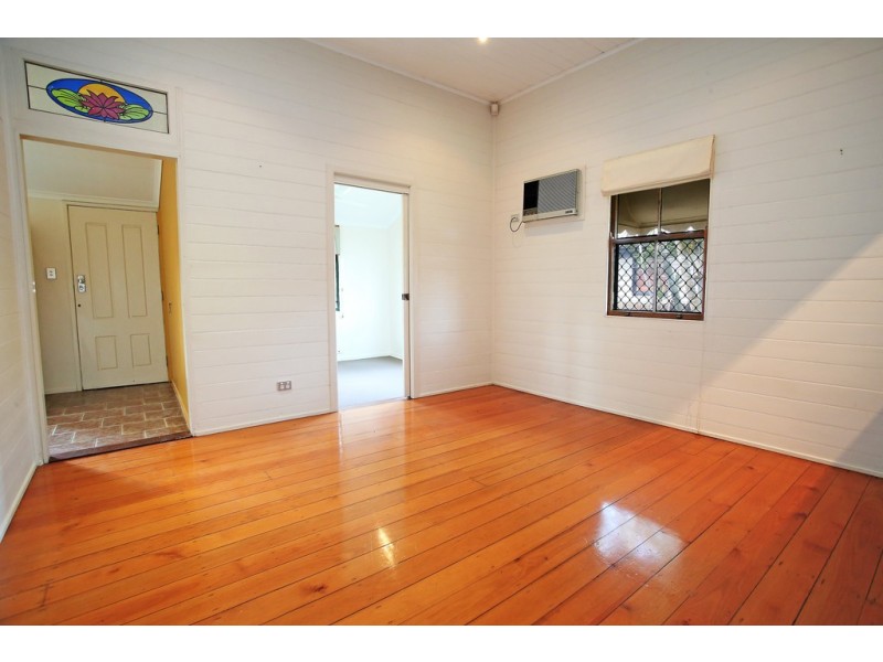 53 Seventh Street, Railway Estate QLD 4810