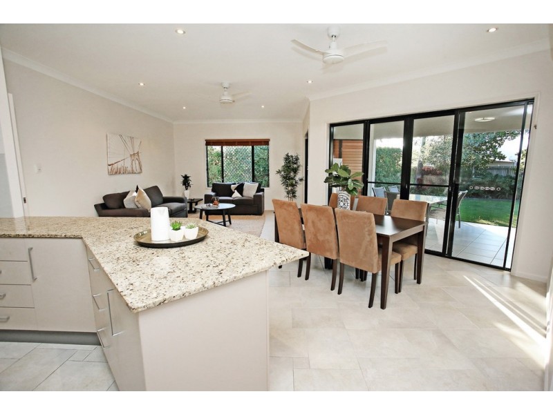 22 Petrie Way, Idalia QLD 4811