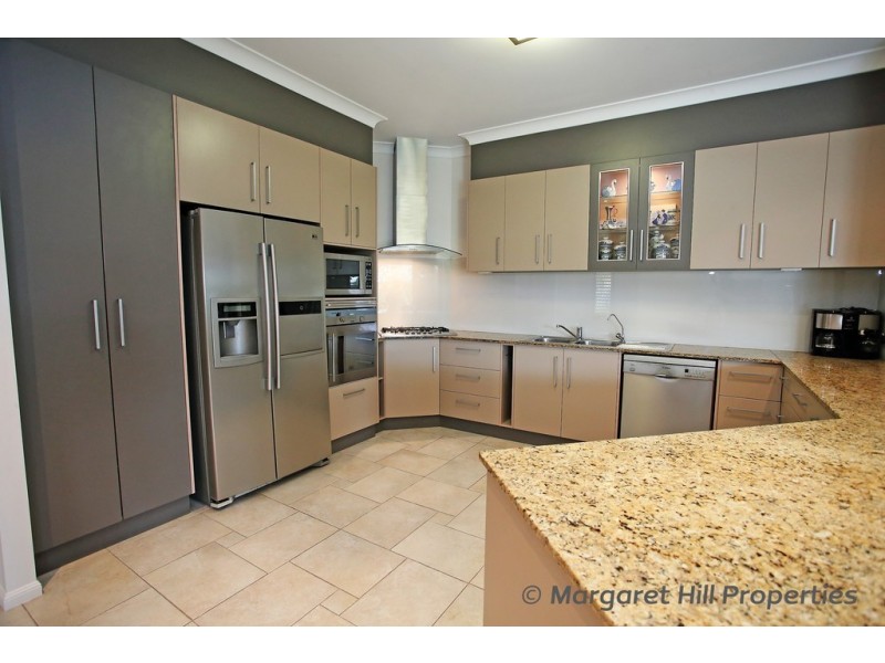 22 Petrie Way, Idalia QLD 4811