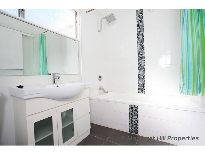 24 Lockheed Street, Garbutt QLD 4814