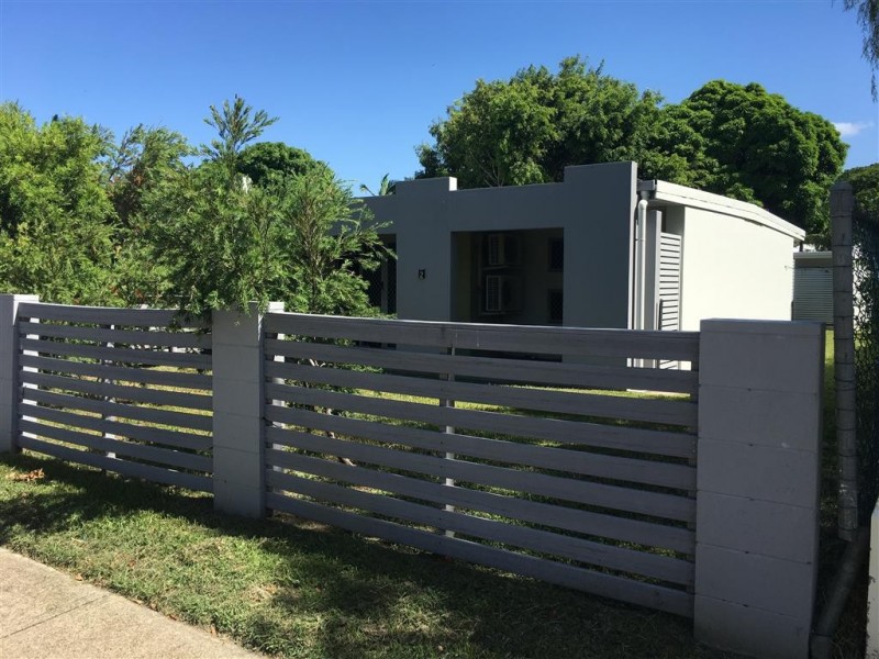 42 Ackers Street, Hermit Park QLD 4812