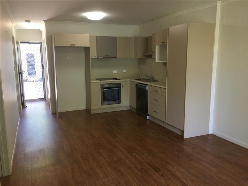 42 Ackers Street, Hermit Park QLD 4812