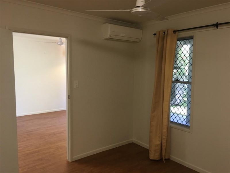 42 Ackers Street, Hermit Park QLD 4812