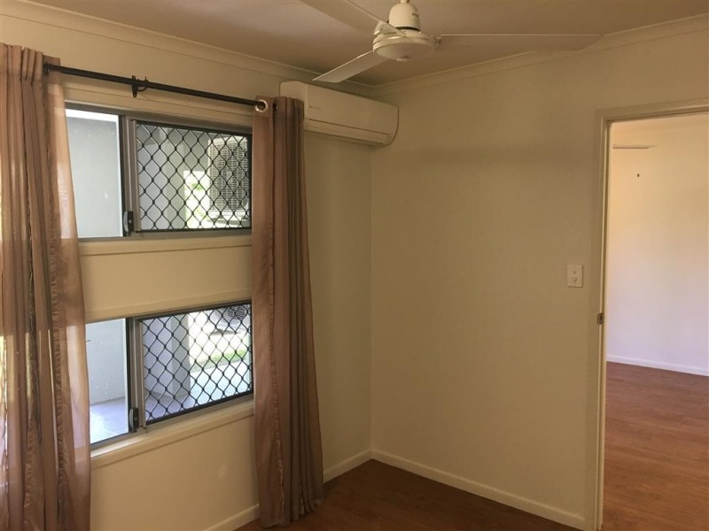 42 Ackers Street, Hermit Park QLD 4812
