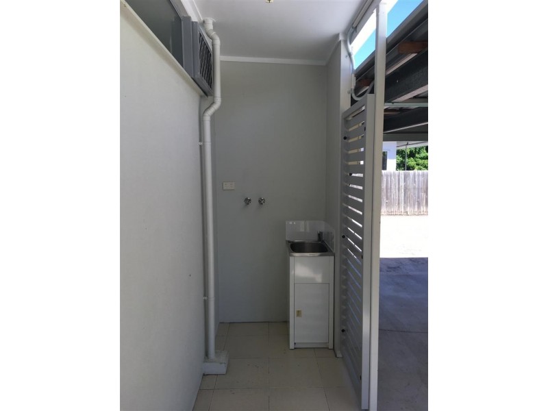 42 Ackers Street, Hermit Park QLD 4812