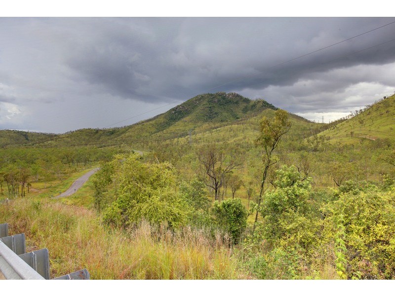 176 Chisholm Trail, Oak Valley QLD 4811