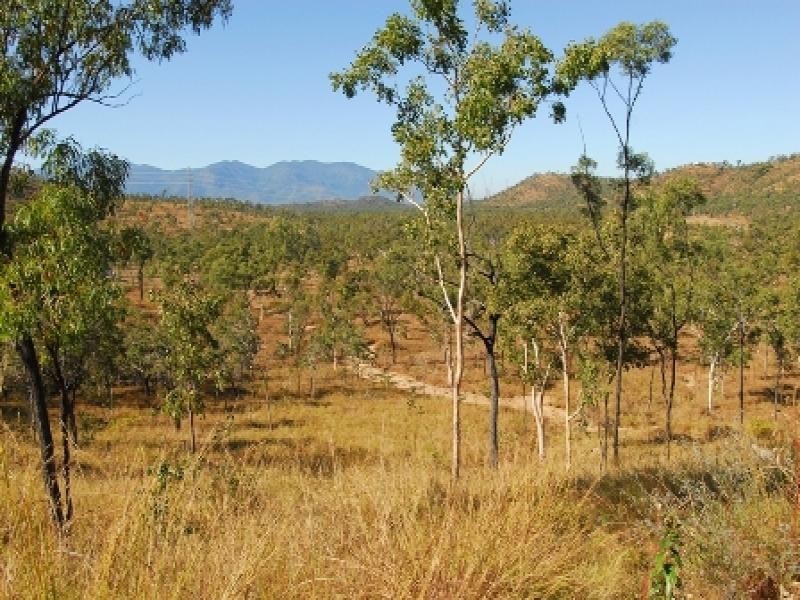 176 Chisholm Trail, Oak Valley QLD 4811