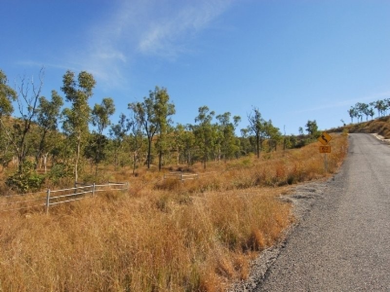 176 Chisholm Trail, Oak Valley QLD 4811