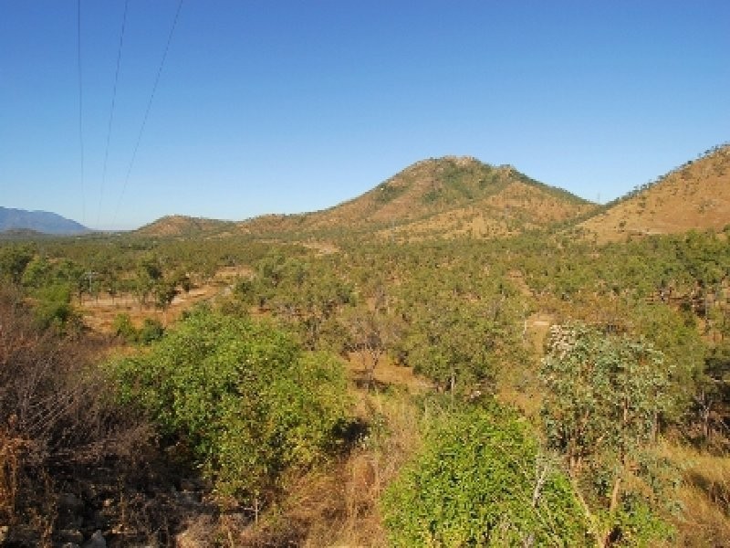 176 Chisholm Trail, Oak Valley QLD 4811